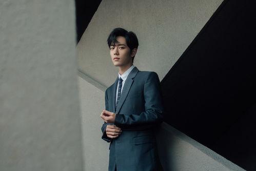 肖戰最新八卦網友爆料,神秘美女引網友熱議